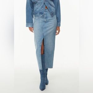 The '90s Vintage Maxi Denim Skirt